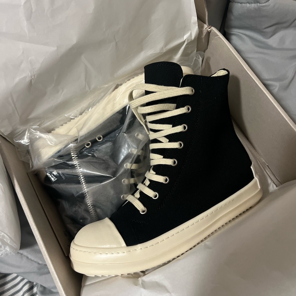 DRKSHDW Rick Owens